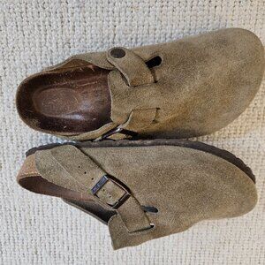 Birkenstock Boston Clogs Light Brown or Taupe Suede Size 37 6 or 6.5